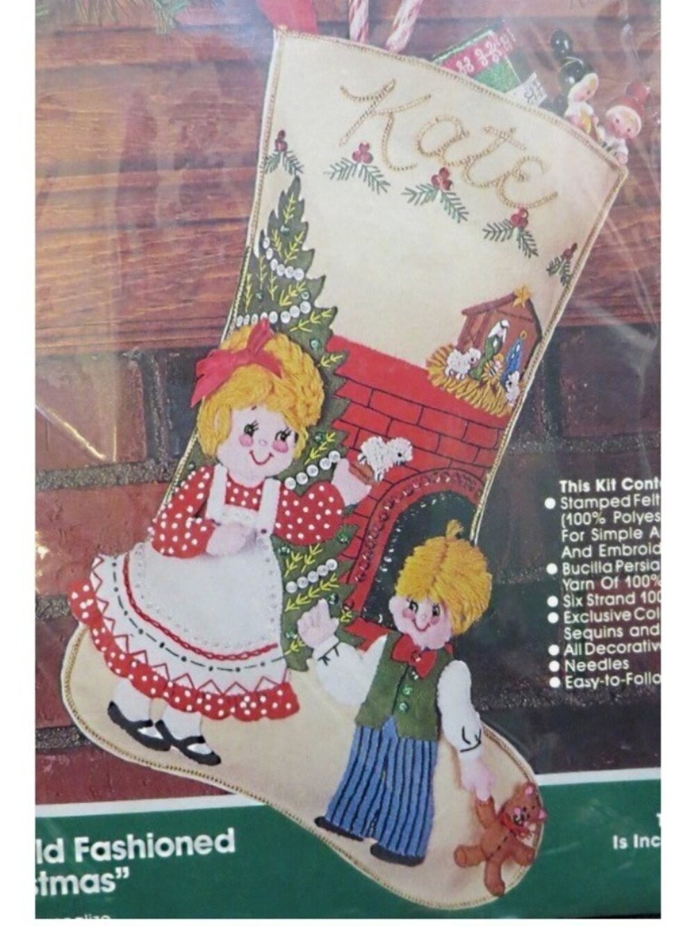 Bucilla Christmas Heirloom "An Old Fashioned Christmas" Stocking Felt  82071 - Picture 2 of 5